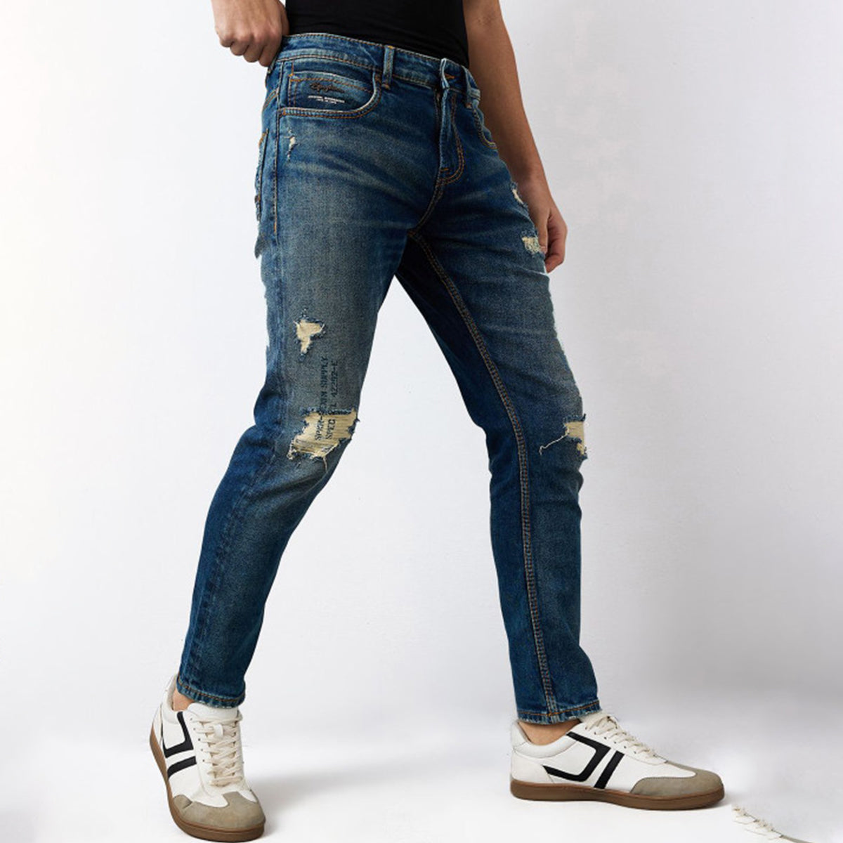 Light Blue Men’s Jeans – Regular Fit – Everyday Wear