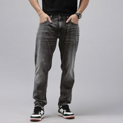 Basic Men’s Denim Jeans  Mid Rise